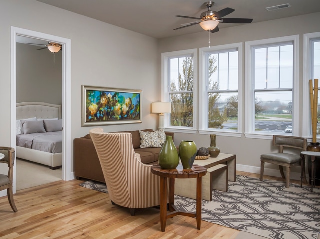 More Photos Of 2005 W Chesterfield Blvd, Springfield Apartments For Lease