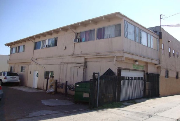 More Photos Of 3628-3636 1/2 University Ave, San Diego Storefront Retail Residential For Lease