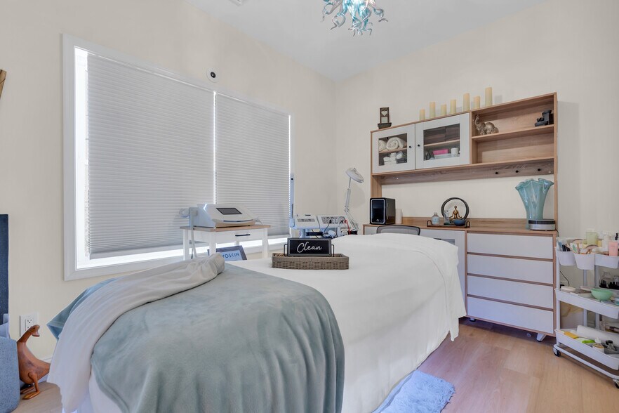 More Photos Of 759 US-9, Berkeley Township Flex For Sale