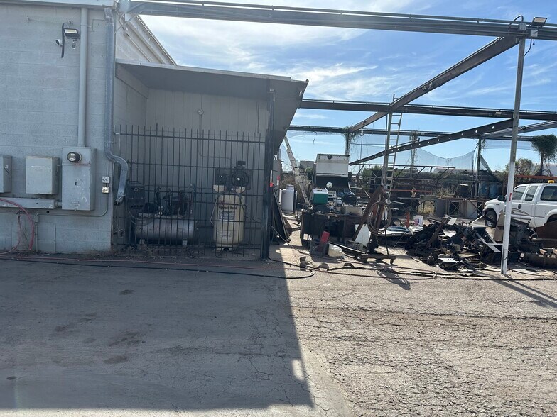 More Photos Of 5218 W Missouri Ave, Glendale Warehouse For Sale