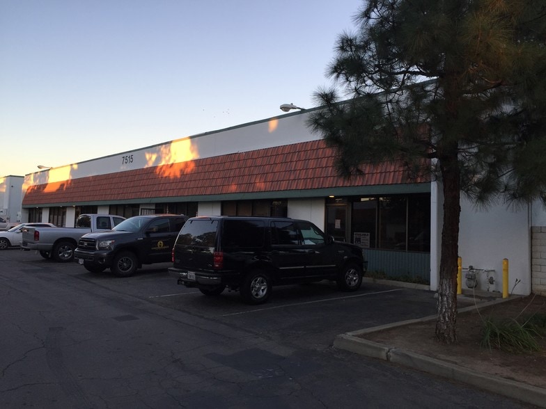 More Photos Of 7505 Jurupa Ave, Riverside Light Manufacturing For Lease