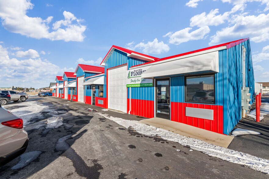 More Photos Of 320 S 26th St, Spearfish Storefront Retail Office For Sale