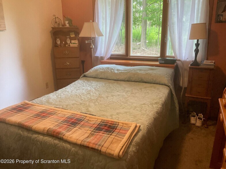 More Photos Of 28 Southside Ln, Scott Township Specialty For Sale