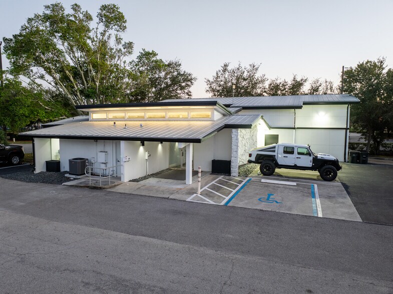 More Photos Of 3616 Broadway Ave, Fort Myers Medical For Sale