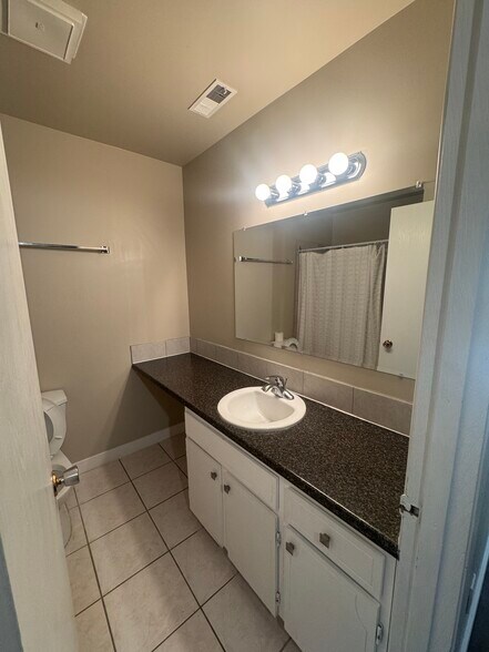 More Photos Of 5004A 50 St, Beaumont General Retail For Lease