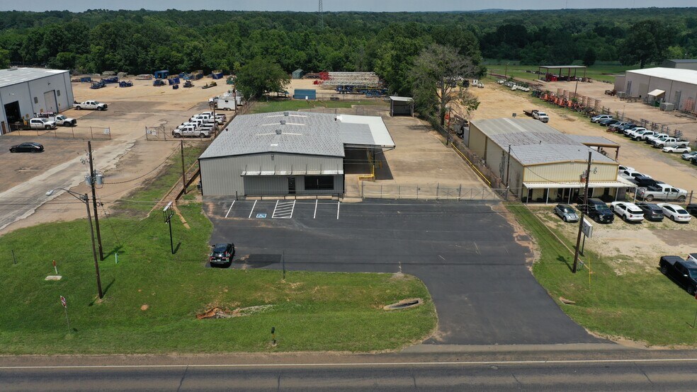 More Photos Of 2312 TX-135 Hwy, Kilgore Warehouse For Lease