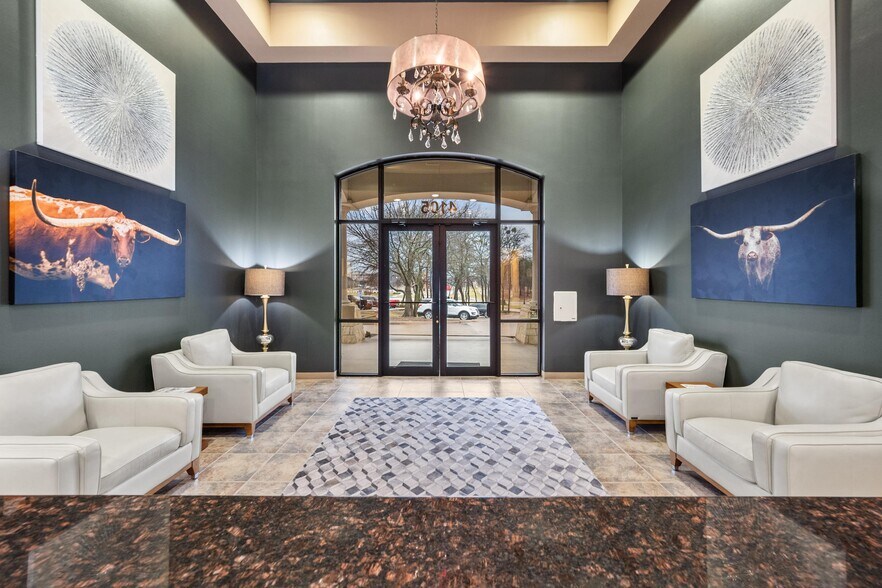 More Photos Of 4105 S Bowen Rd, Arlington Office For Lease