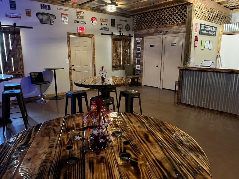 More Photos Of 10 Mint Ridge Rd, Eureka Springs Trailer Camper Park For Sale