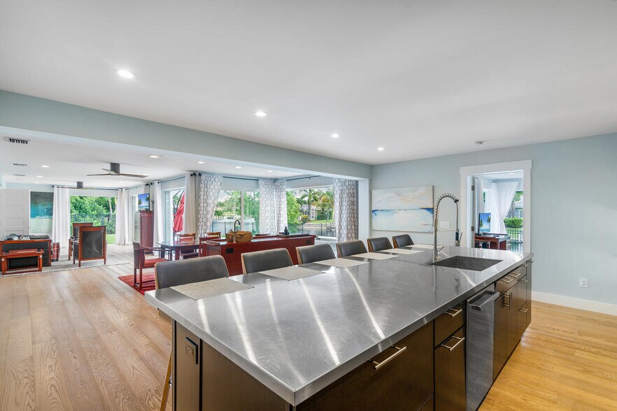 More Photos Of 1768 Tudor Rd, North Palm Beach Specialty For Sale