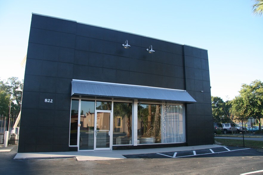 More Photos Of 822 W Central Blvd, Orlando Flex For Lease