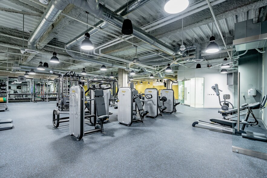 More Photos Of 19100-19200 Von Karman Ave, Irvine Unknown For Lease