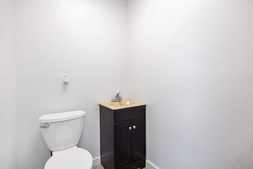 More Photos Of 2614 W 13th St, Brooklyn Warehouse For Sale