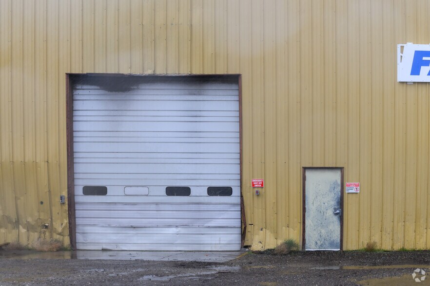 More Photos Of 17401 Adelanto Rd, Adelanto Truck Terminal For Lease