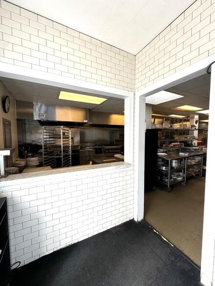 More Photos Of 563 Ruger St, San Francisco Office For Lease