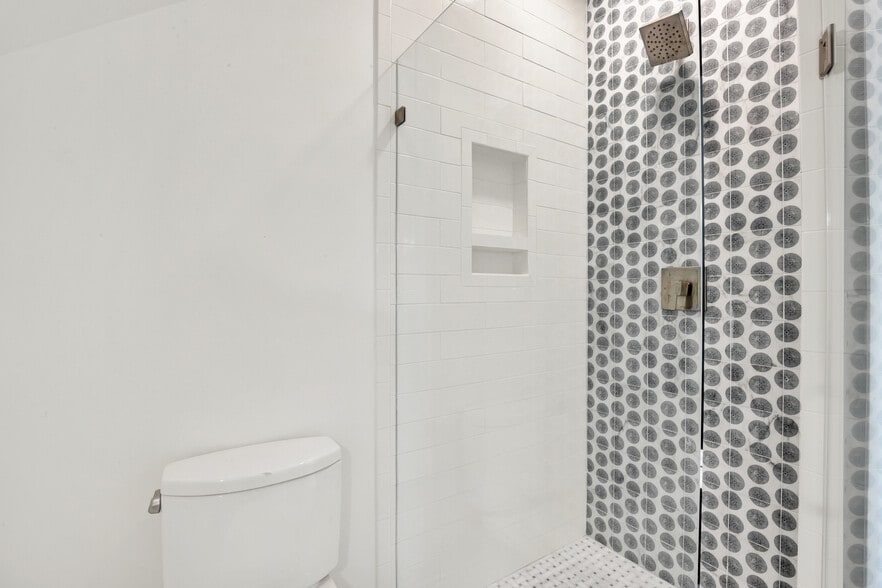 More Photos Of 104 17th pl, Tybee Island Multifamily For Sale