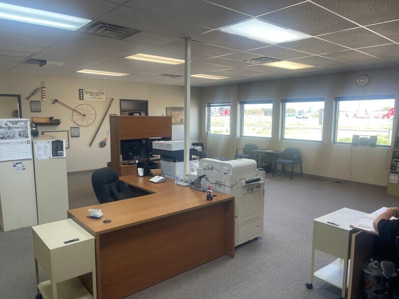More Photos Of 3428 Interstate 20, Stanton Office For Sale