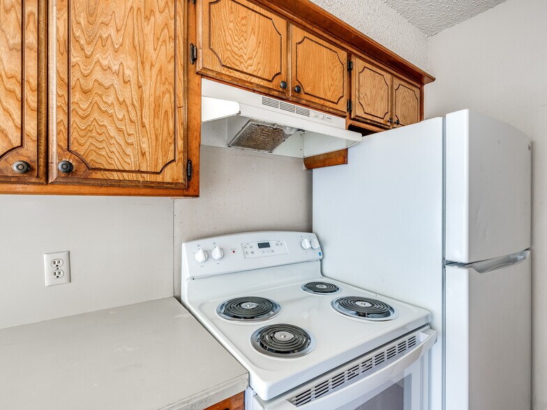 More Photos Of 6401 NW Oak Ave, Lawton Apartments For Sale