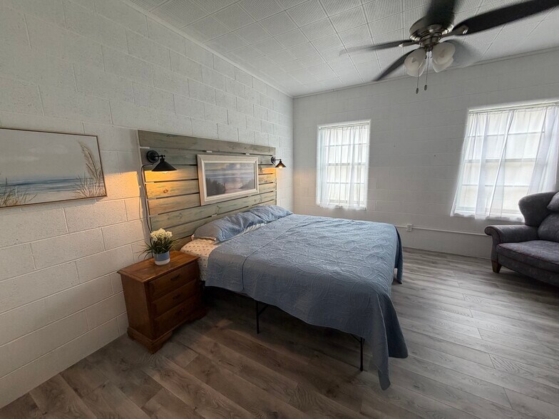 More Photos Of 204 Senter Ave, Omaha Lodge Meeting Hall For Sale