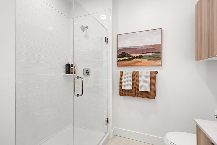 More Photos Of 12430 NE 120th St, Kirkland Apartments For Lease