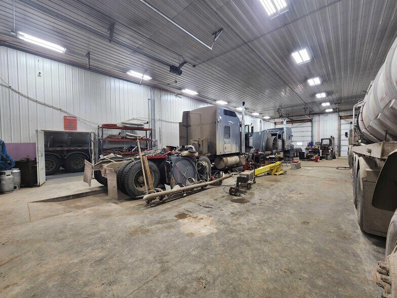 More Photos Of 6619 62 1/2 Ave NW, Blaisdell Distribution For Sale