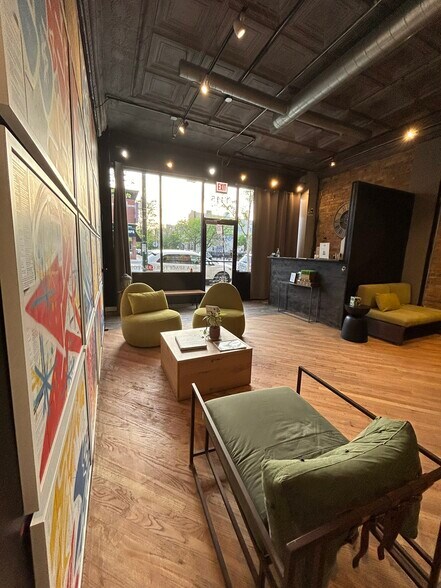 More Photos Of 1415 N Ashland Ave, Chicago Storefront Retail Residential For Lease