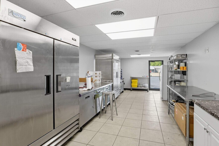 More Photos Of 1436 Scottsville Rd, Rochester Warehouse For Sale