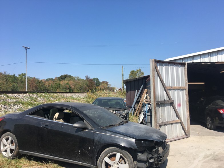 More Photos Of 1268 S Lowry St, Smyrna Auto Repair For Sale