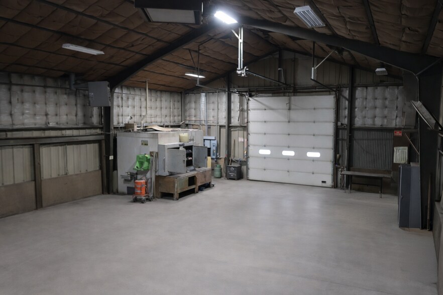 More Photos Of 4522 Wetzel Rd, Liverpool Manufacturing For Sale