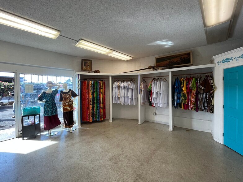 More Photos Of 85-794 Farrington Hwy, Waianae Freestanding For Sale