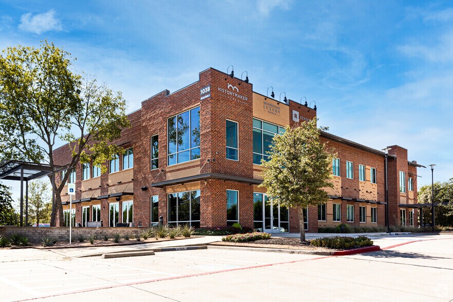 Primary Photo Of 1000 Texan Trl, Grapevine Unknown For Lease