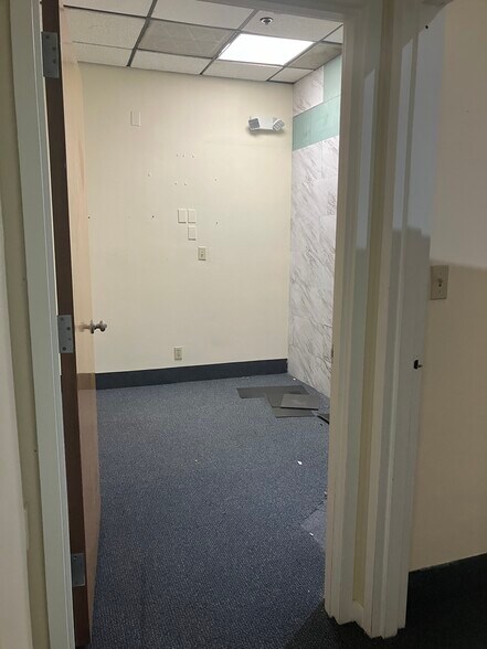 More Photos Of 15600 SW 288th St, Homestead Medical For Lease