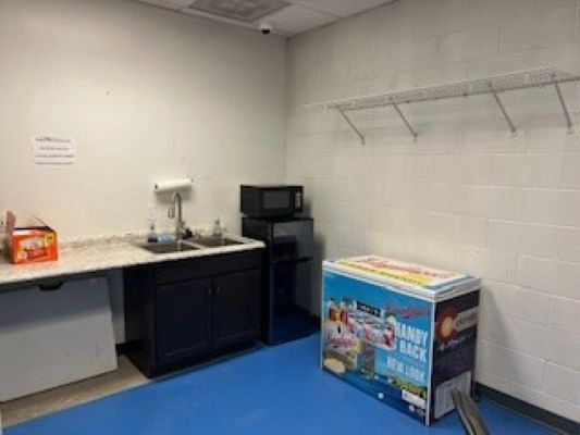 More Photos Of 1415 W US Highway 50, Pueblo Freestanding For Lease