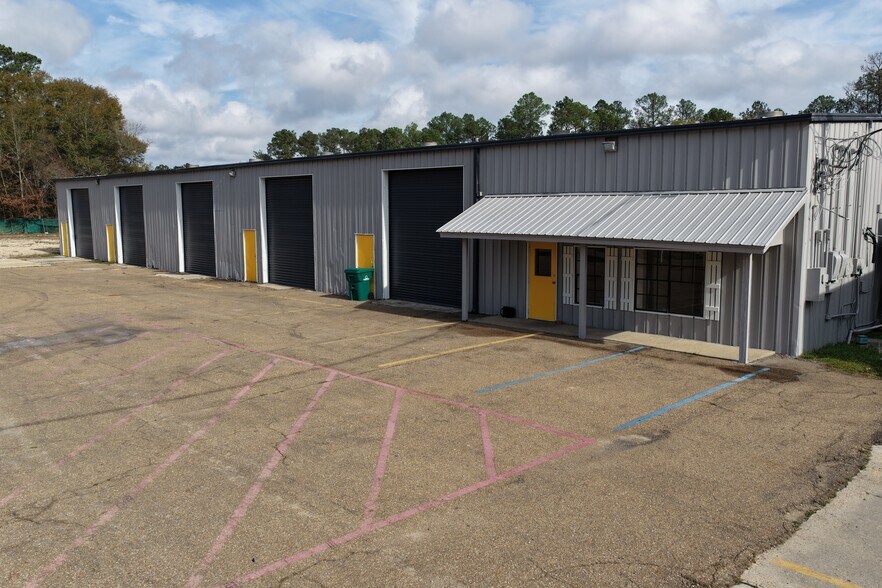 More Photos Of 44214 Stein Rd, Hammond Unknown For Lease