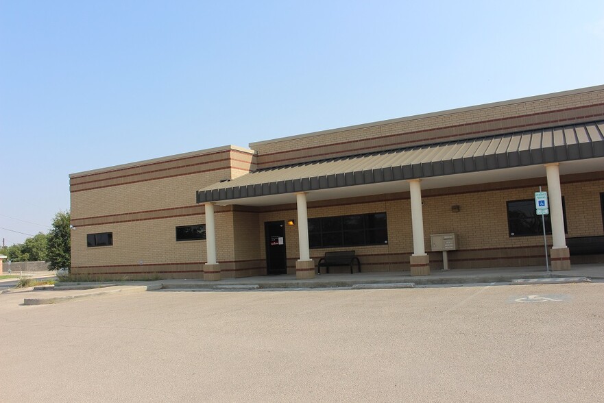Primary Photo Of 3403 Andrews Hwy, Midland Medical For Sale