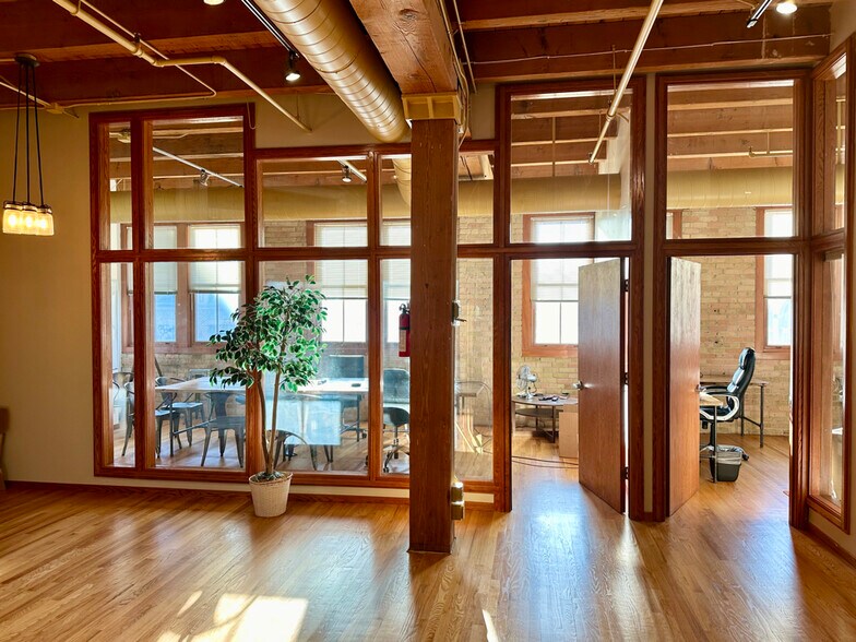 More Photos Of 222 N 2nd St, Minneapolis Office For Lease