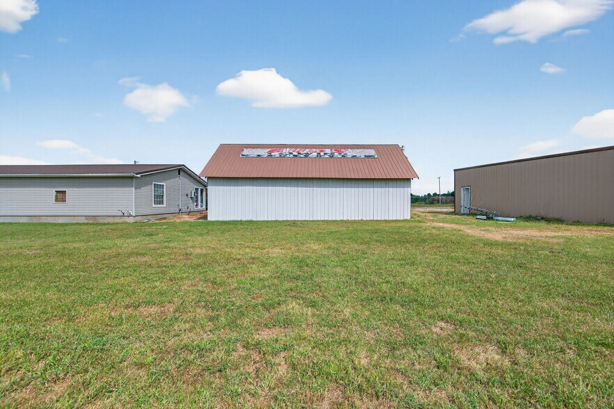 More Photos Of 338 Booneslick Rd, New Florence Industrial For Sale
