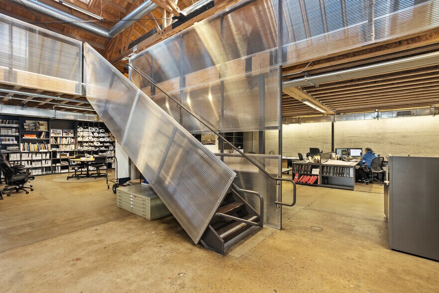 More Photos Of 1045 14th St, San Diego Loft Creative Space For Lease