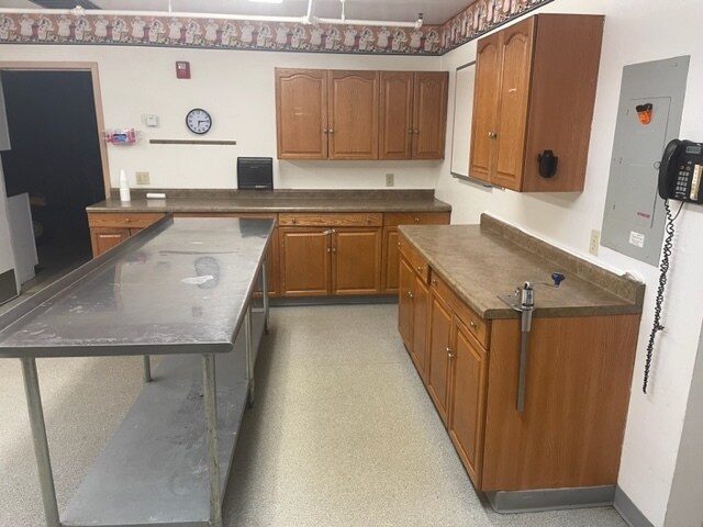 More Photos Of 600 Morningside St, Ida Grove Skilled Nursing Facility For Sale