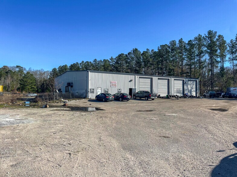 More Photos Of 2423 Homestead Rd, Bowman Warehouse For Sale