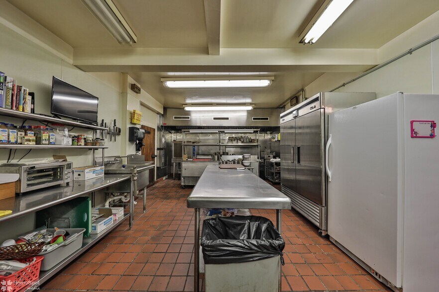 More Photos Of 2468 Route 390, Canadensis Hospitality For Sale