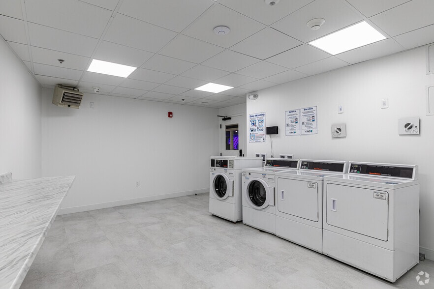 More Photos Of 99 Pratt St, Hartford Apartments For Lease