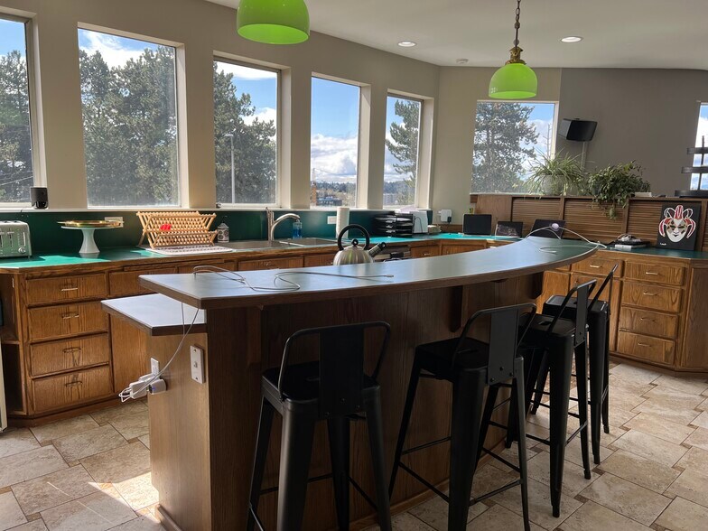 More Photos Of 7500 Banner Way NE, Seattle Coworking Space