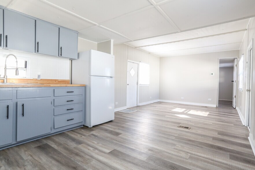 More Photos Of 306 Sundial Ln, Ladson Manufactured Housing Mobile Home Park For Sale