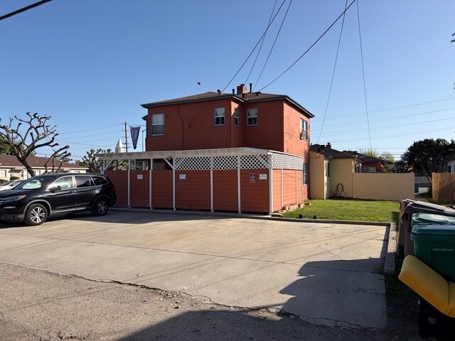 More Photos Of 4255 N Bellflower Blvd, Long Beach Multifamily For Sale