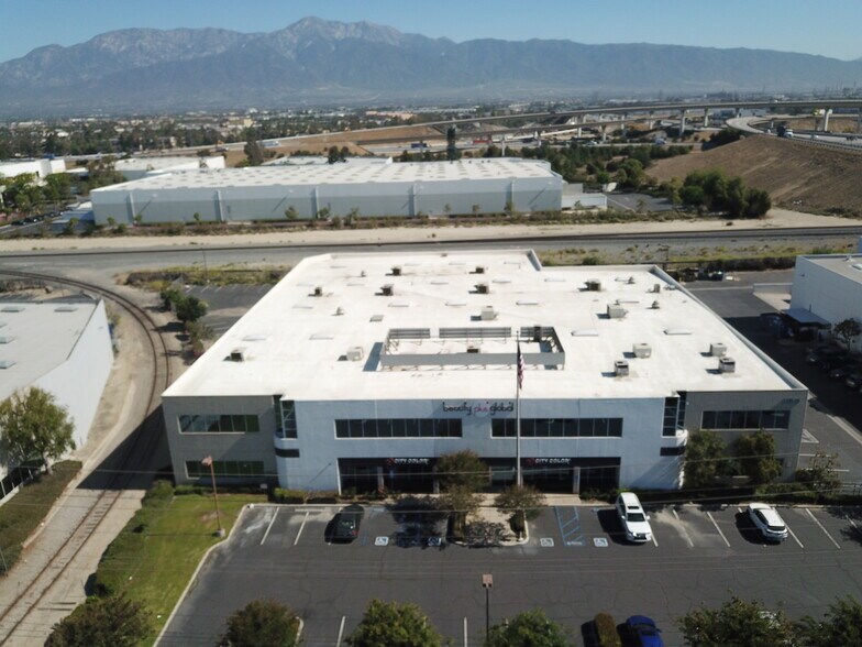 More Photos Of 4861 E Airport Dr, Ontario Warehouse For Lease