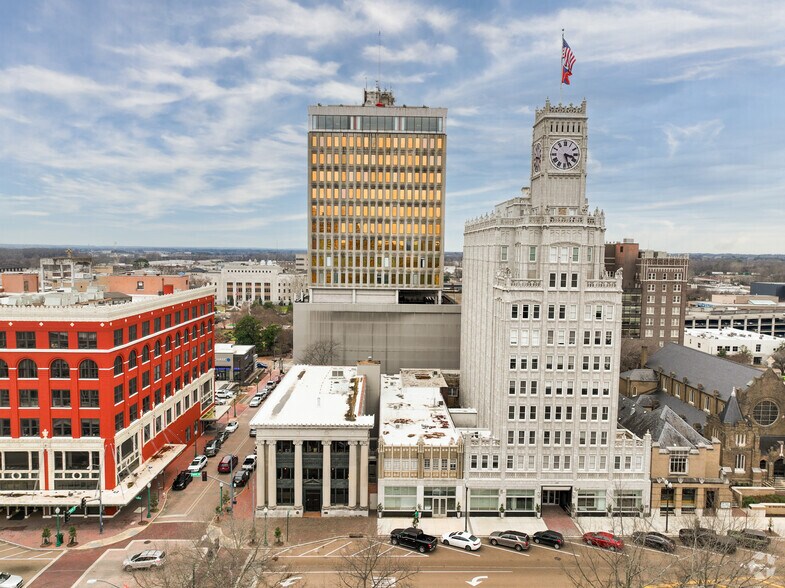 More Photos Of 125 S Congress St, Jackson Office For Lease