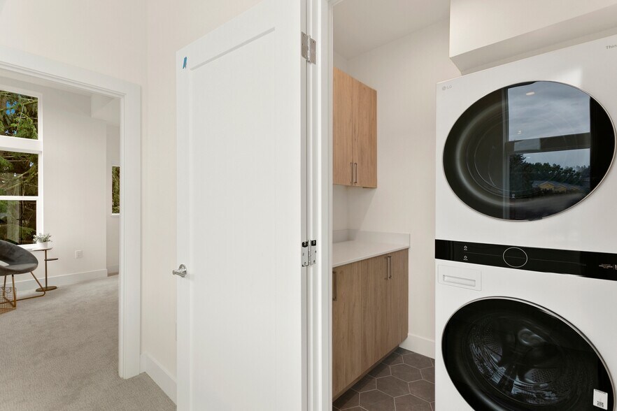 More Photos Of 117 Wells Ave S, Renton Apartments For Sale