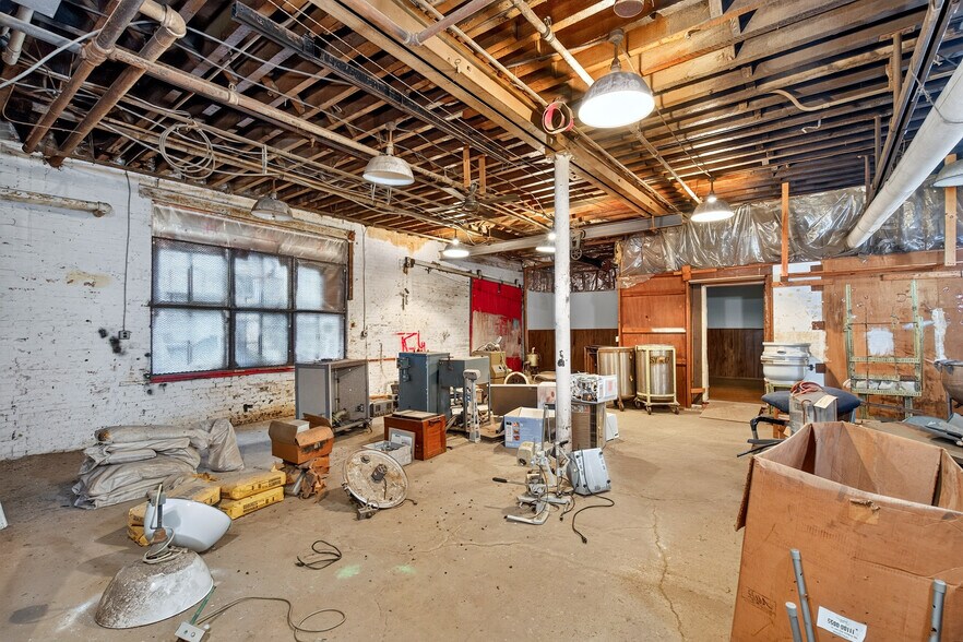 More Photos Of 1280 Niagara St, Buffalo Warehouse For Sale