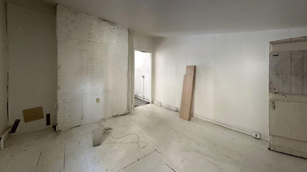More Photos Of 99 S 6th St, Brooklyn Apartments For Lease