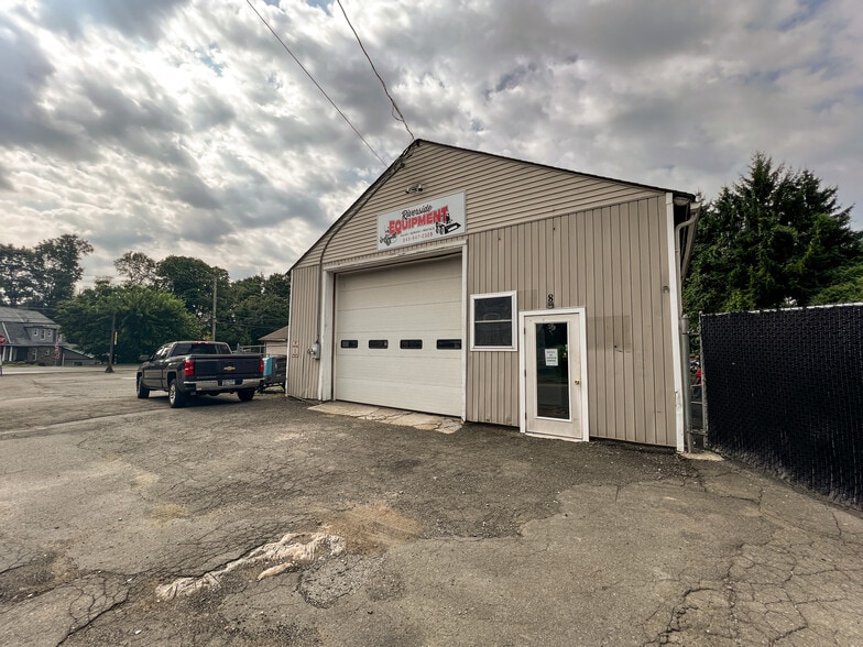 More Photos Of 8 Ten Eyck St, Stony Point General Retail For Sale